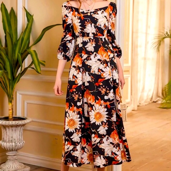 BRAND NEW Allover Floral Print High Waist A-line Dress SIZE M - Picture 2 of 7